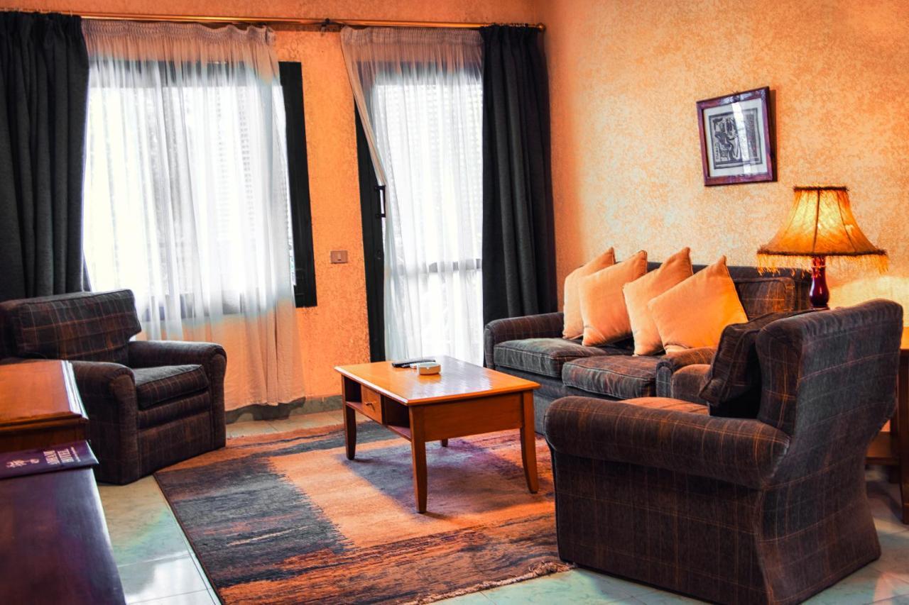 Adham Compound Hotel King Mariout Exteriér fotografie