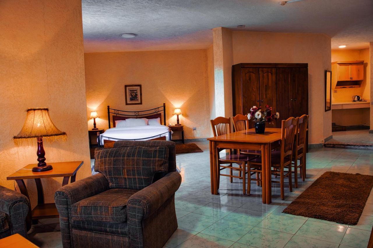 Adham Compound Hotel King Mariout Exteriér fotografie