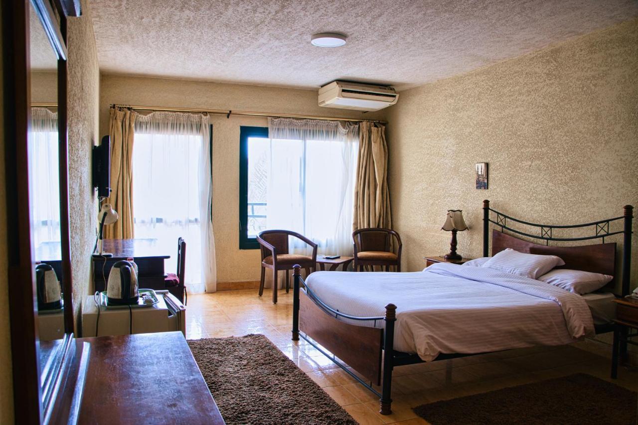 Adham Compound Hotel King Mariout Exteriér fotografie