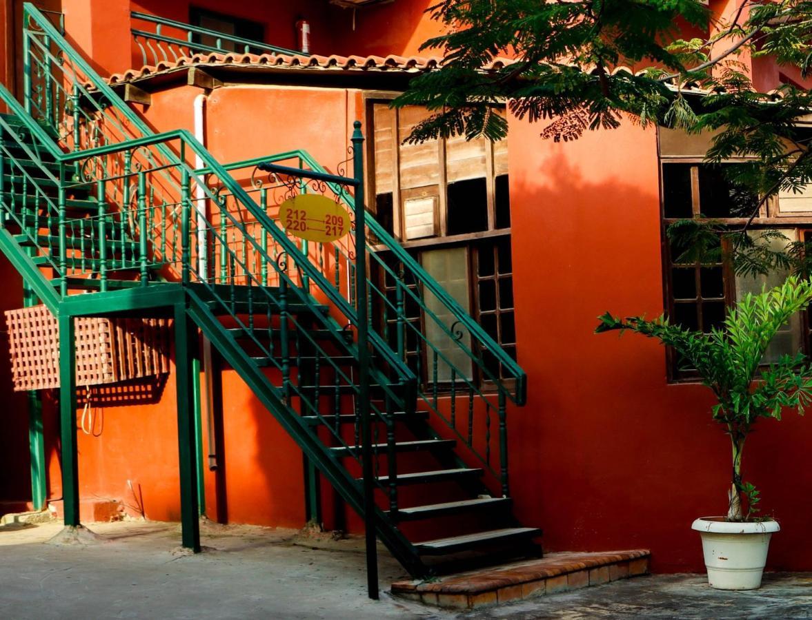 Adham Compound Hotel King Mariout Exteriér fotografie