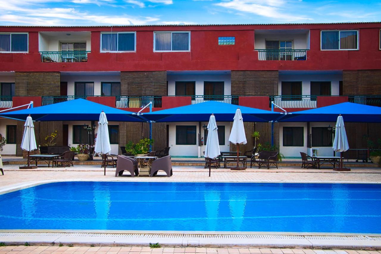 Adham Compound Hotel King Mariout Exteriér fotografie