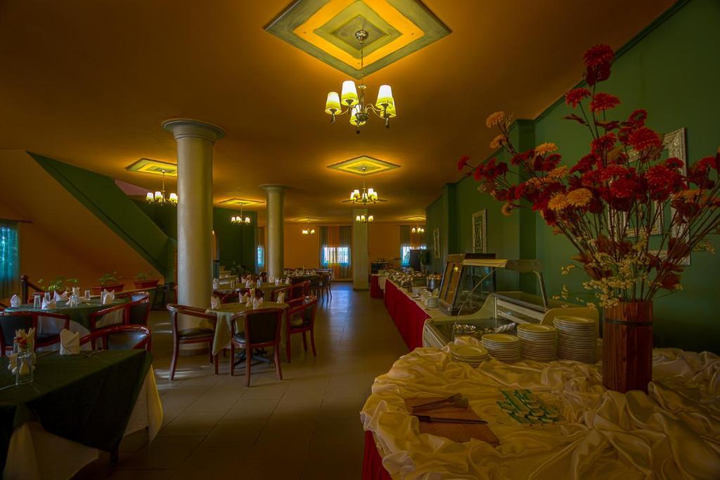 Adham Compound Hotel King Mariout Exteriér fotografie