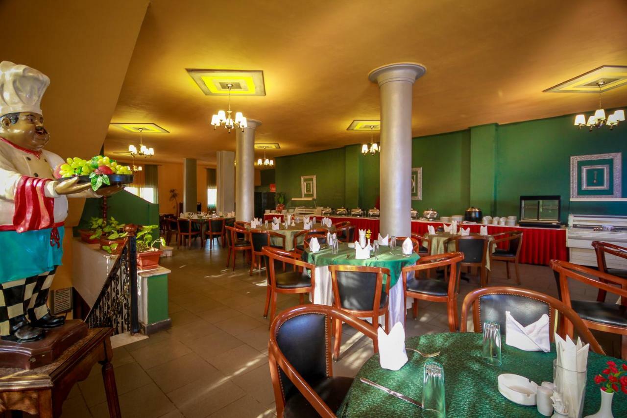 Adham Compound Hotel King Mariout Exteriér fotografie